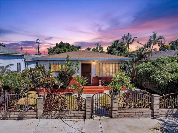 1323 E Robidoux St, Wilmington, CA 90744