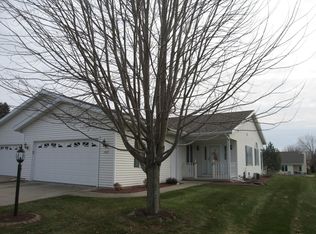 1515 Deer Brook Dr, Two Rivers, WI 54241