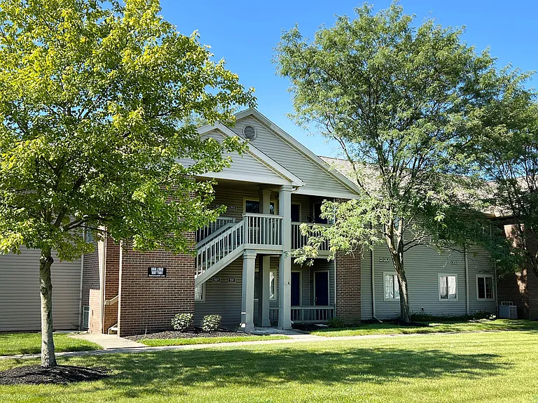 Eagle Crest Apartments — Photo 30