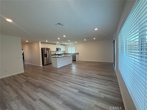 4th image of 28230 Schola Dr