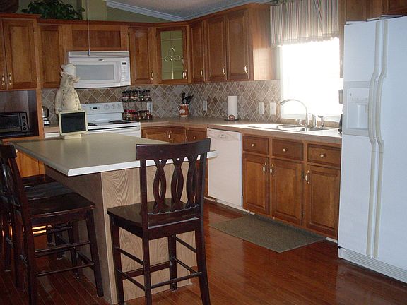 4th image of 146 Scenic View Ln