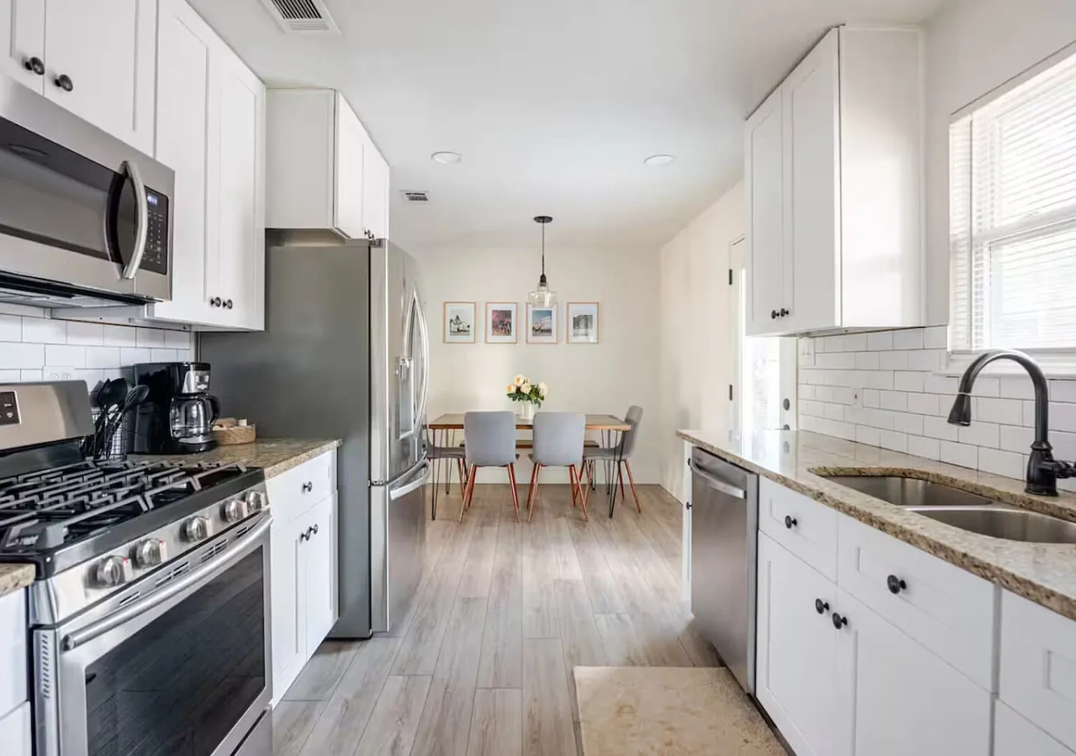 Remodeled 4BR/2BA Steps from Georgetown Square — Photo 4