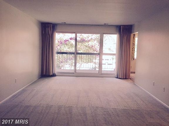 3rd image of 3031 Borge St APT 202