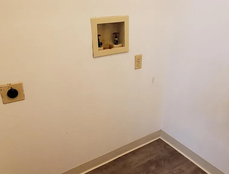 901 S Zeno Way #100 — Photo 24