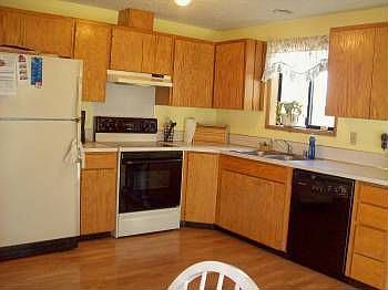 1st image of 8903 NE 140th Ave