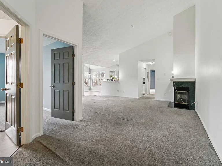 2444 Blue Spring Ct #303 — Photo 3