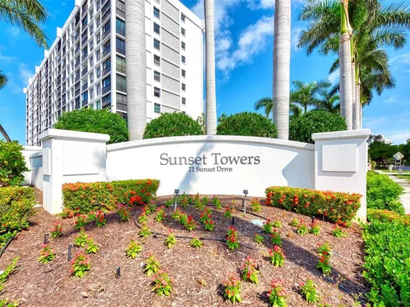 11 Sunset Dr APT 203, Sarasota, FL 34236