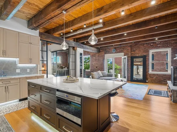 343 Commercial St Unit 501, Boston, MA 02109