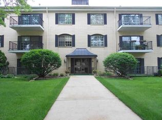 130 Thompson Dr SE, Cedar Rapids, IA 52403