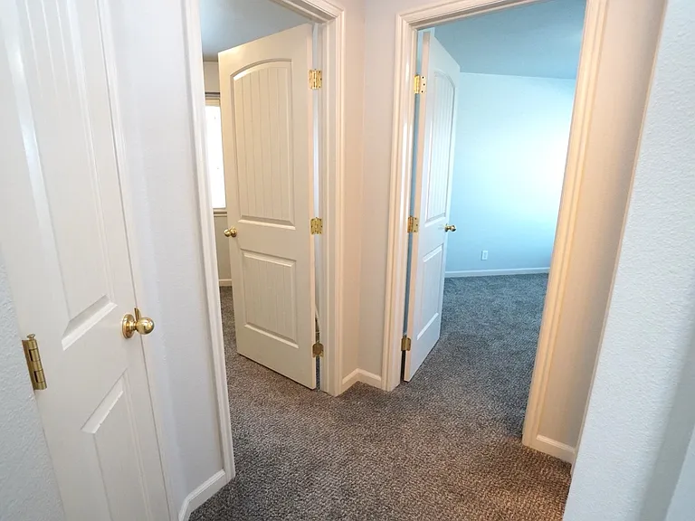 1445 W Silver Salmon Dr — Photo 4