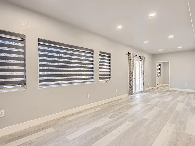 15721 E Lake Cir — Photo 15