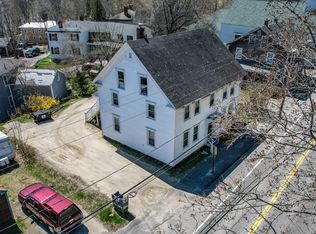 7 Elm St, Topsham, ME 04086