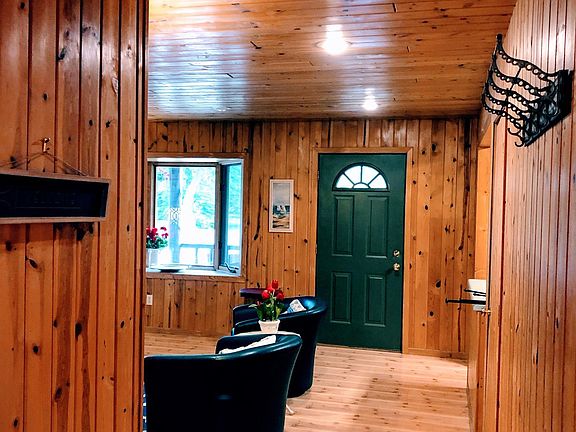 2nd image of 3404 N Nokomis NE