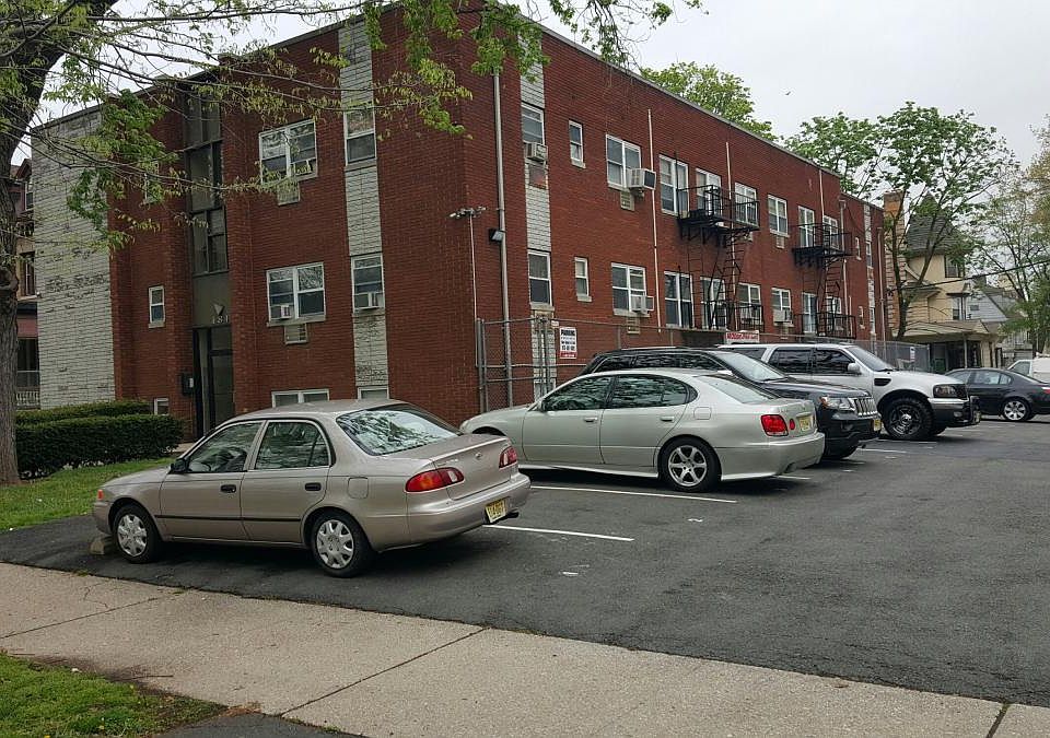 1st image of 181 Ballantine Pkwy APT A4