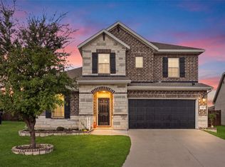 1805 Augustus Dr, Fort Worth, TX 76120