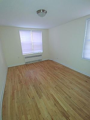 4th image of 72-10 41st Ave #7X