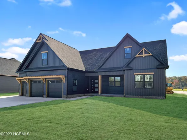 122 Grandview Drive, Elizabeth City, NC 27909