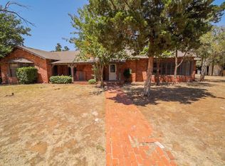 812 N 6th St, Lamesa, TX 79331