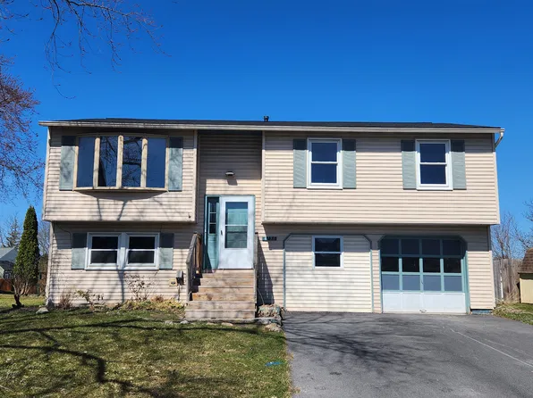 4786 Haverton Ln, Liverpool, NY 13090