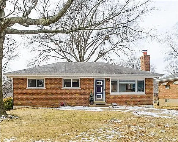 8729 Villa Crest Dr photo 1