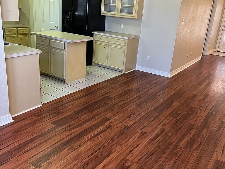 410 Justice Ave — Photo 7