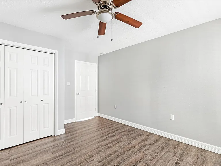 520 E Defee Ave — Photo 20