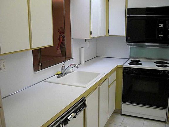 2nd image of 3750 NE 170th St APT 212