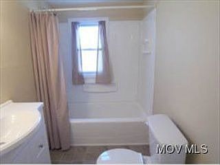 1st image of 1701 Division St