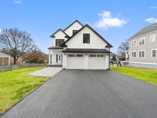 251 Clark Rd, Lowell, MA 01852