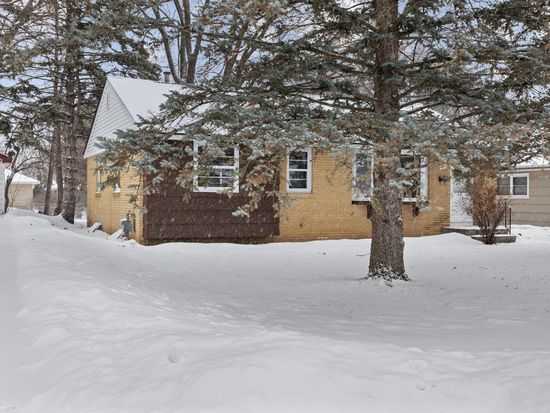 621 5th Ave S, Hopkins, MN 55343