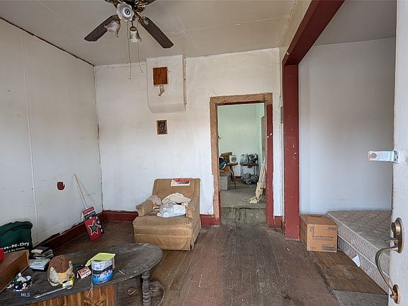 3rd image of 104 E Center St