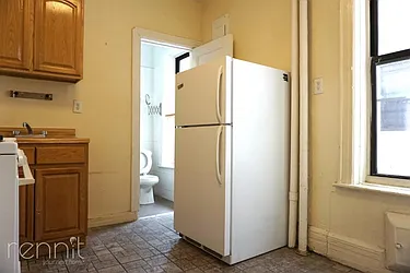 Rented by Rennit Inc.