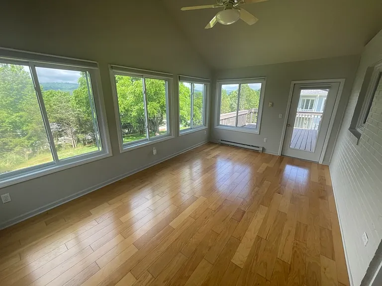 1729 Mountainside Dr — Photo 5