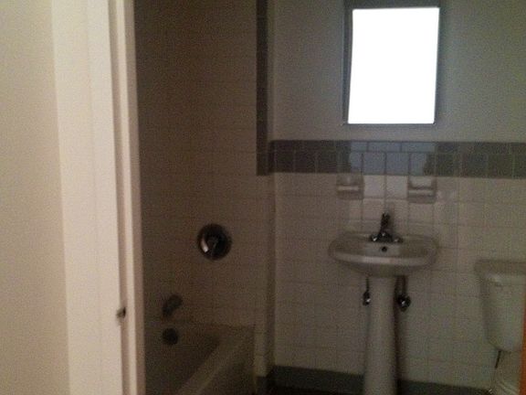 4th image of 275 Park Ave APT 5F