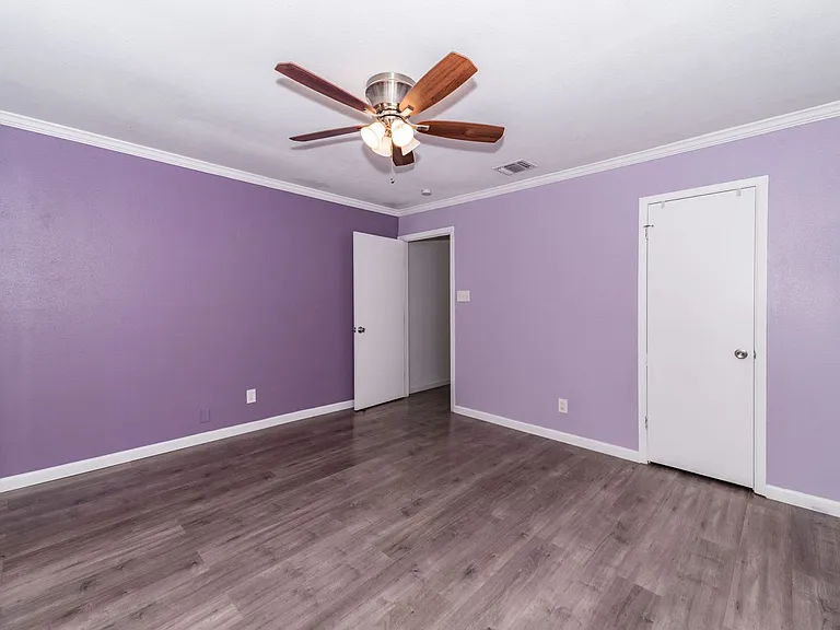 8110 Scottshill — Photo 20