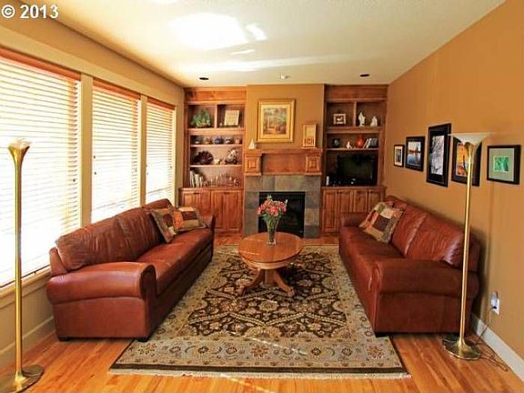 FR with Custom Built-ins