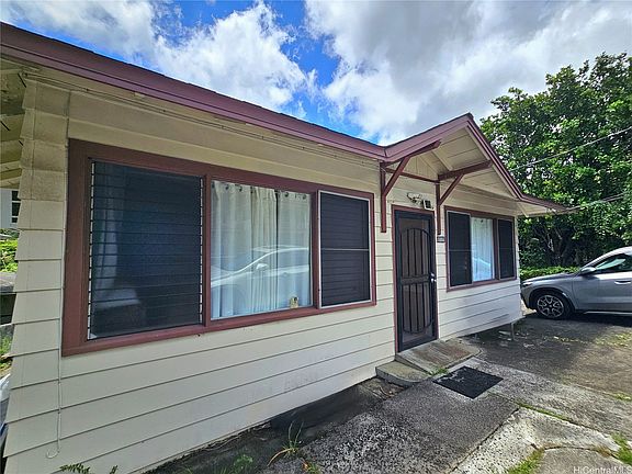 4th image of 2888 Kalihi St