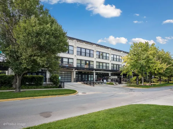 1070 W 15th St Unit 309, Chicago, IL 60608