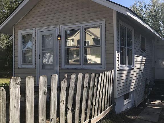 3rd image of 644 Lounsbury Ave