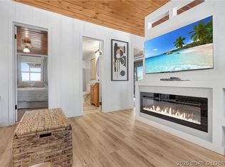64 White Rock Ln, Sunrise Beach, MO 65079