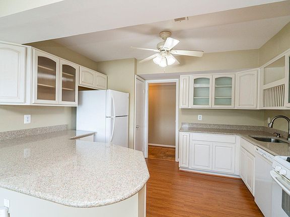 Kitchen (from dining area)