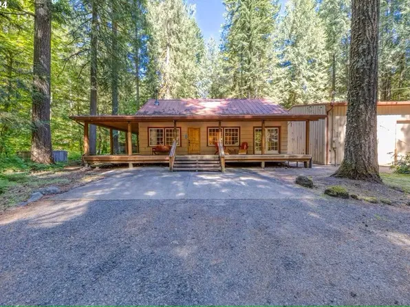 24700 E Hemlock Dr, Rhododendron, OR 97049