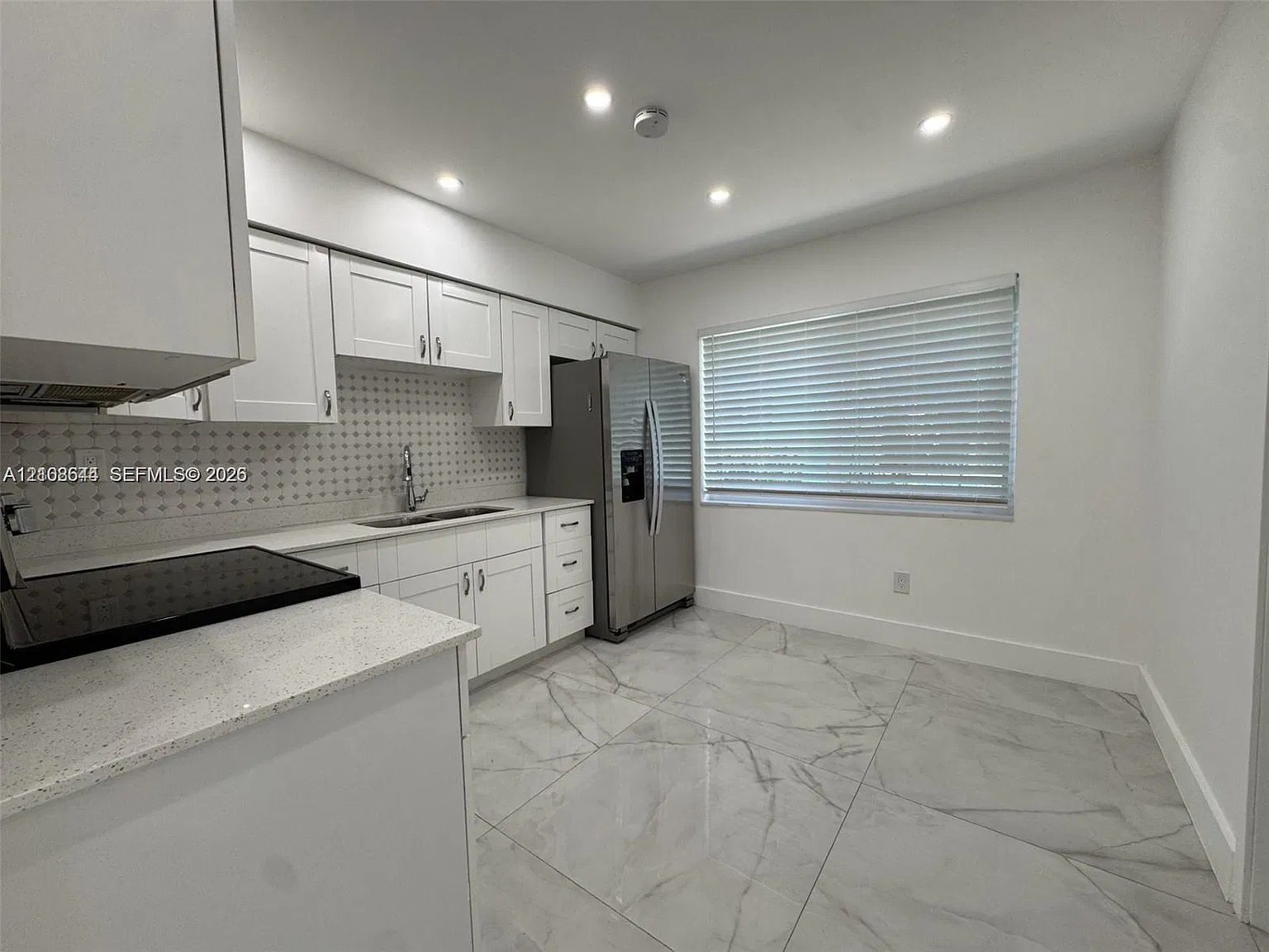3 bed, 2.0 bath, 1897 sqft, $2,800 — Photo 4