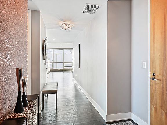 3rd image of 222 2nd St SE APT 904