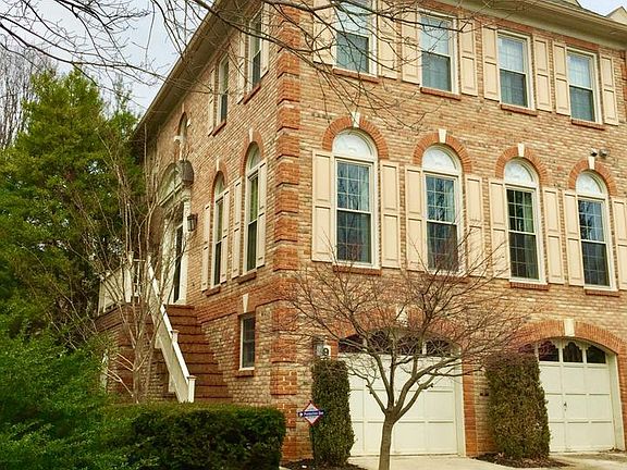 2nd image of 9978 Foxborough Cir