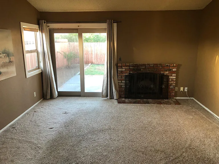 1156 Burroughs Ct — Photo 18