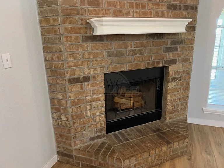 4406 Barrington Trl — Photo 4