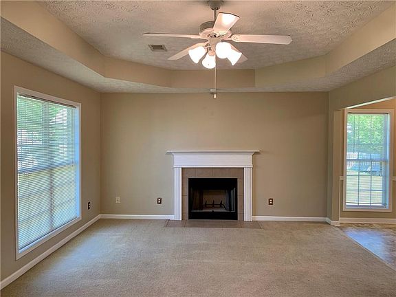 5th image of 46 Brentwood Dr