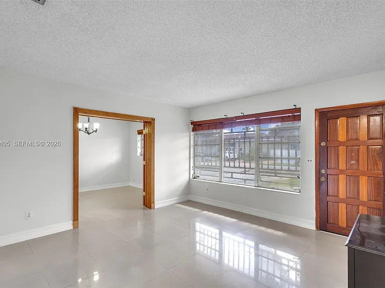 5560 W 6th Ave — Photo 5