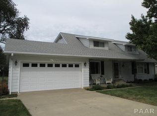 3217 E Rene Ave, Chillicothe, IL 61523